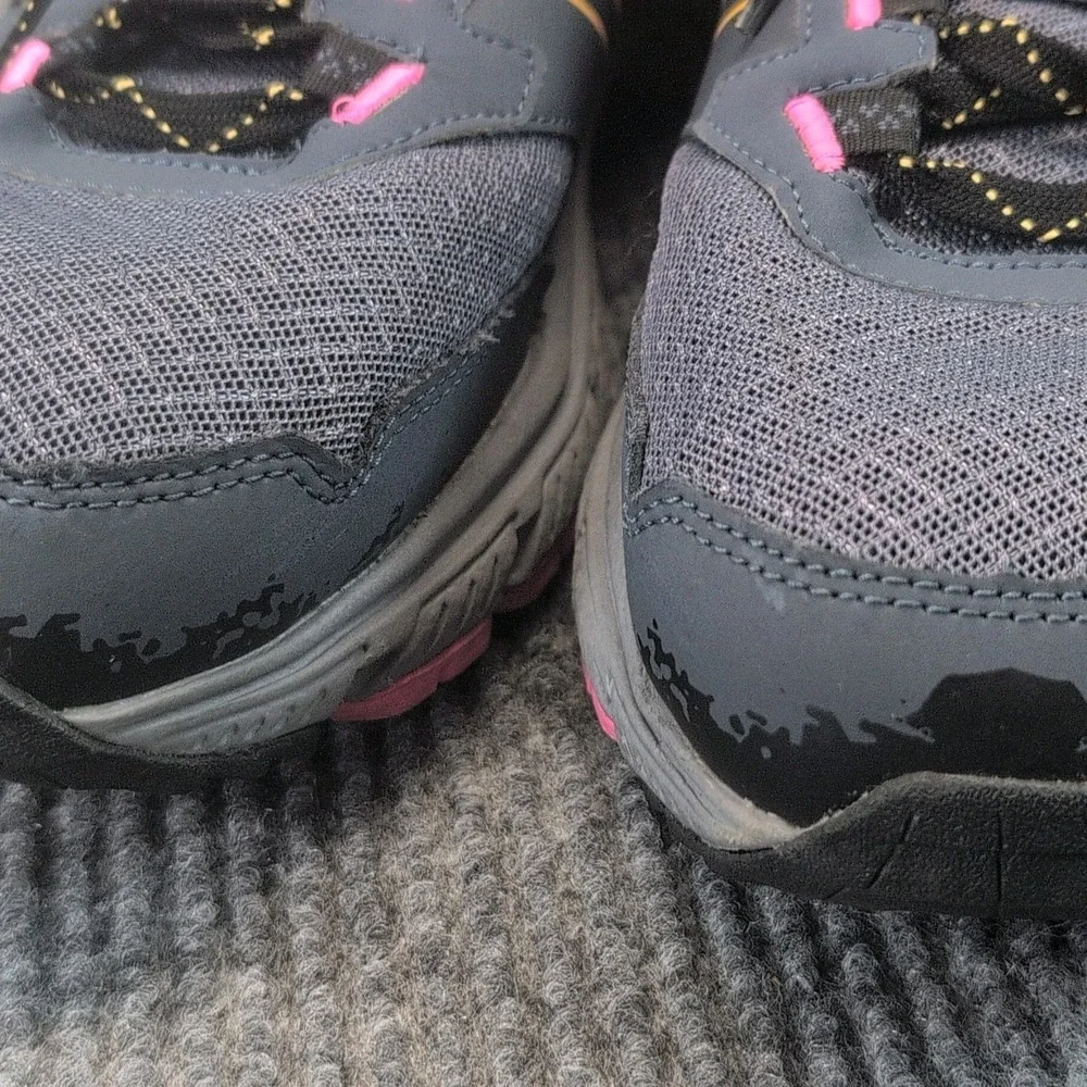 New Balance 510 Women's Size 11 Trail Running Athletic Sneakers BROOKS INSOLES!